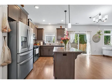 1005 S Nectarine Street Cornelius OR 97113