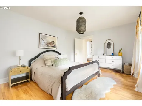 6501 SE Morrison Street Portland OR 97215