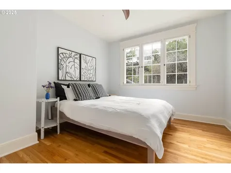 6501 SE Morrison Street Portland OR 97215