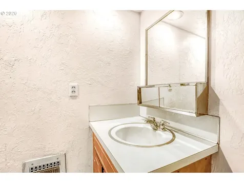 2213 NE 51st Street Vancouver WA 98663