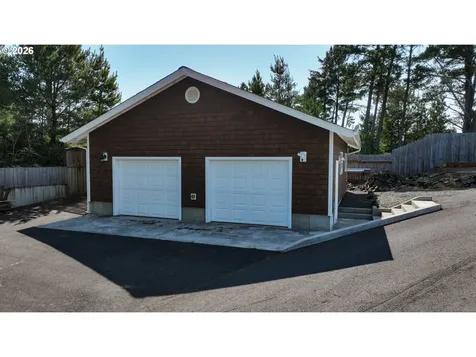 88644 Highway 101 Gearhart OR 97138