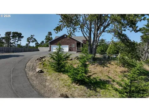 88644 Highway 101 Gearhart OR 97138