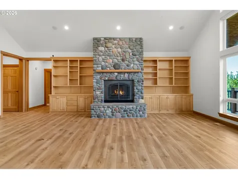 88644 Highway 101 Gearhart OR 97138