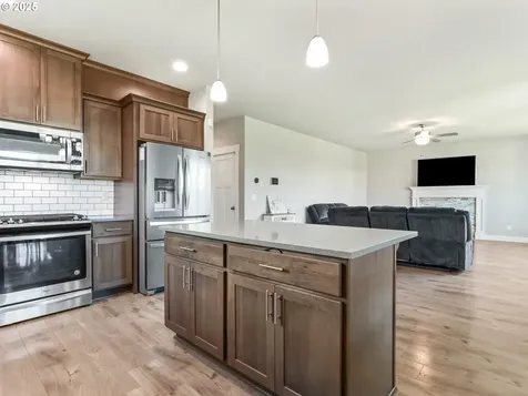 1908 NW 26th Avenue Battle Ground WA 98604