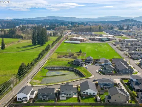 1908 NW 26th Avenue Battle Ground WA 98604