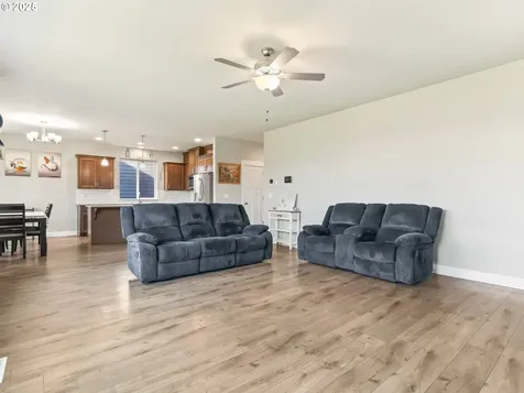 1908 NW 26th Avenue Battle Ground WA 98604