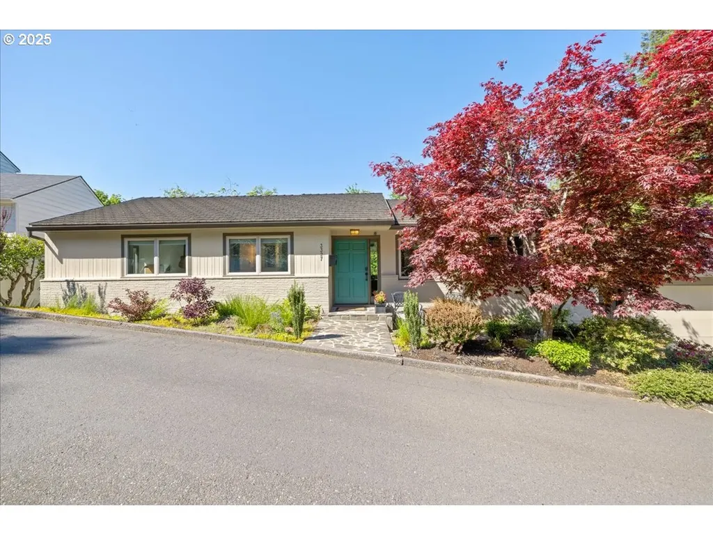 3327 SW Heather Lane Portland OR 97201