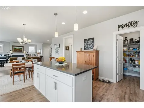 2300 E 6th Street La Center WA 98629