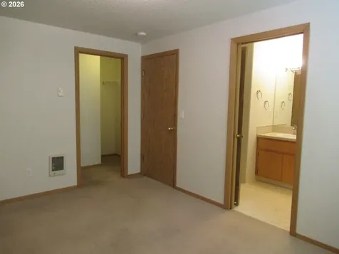 8347 NE 54th Street Vancouver WA 98662