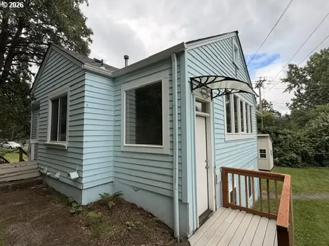 9540 SW Terwilliger Boulevard Portland OR 97219