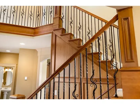 1735 NW 40th Avenue Camas WA 98607