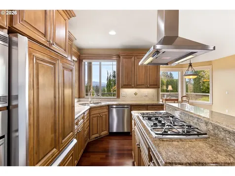 1735 NW 40th Avenue Camas WA 98607