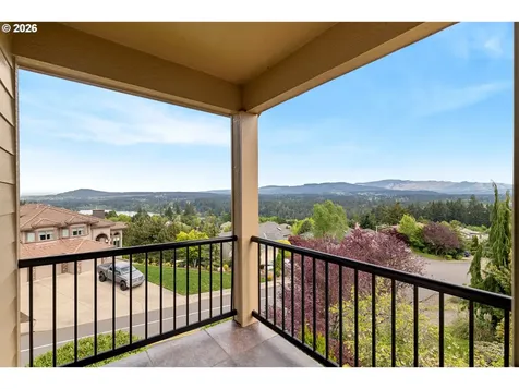 1735 NW 40th Avenue Camas WA 98607