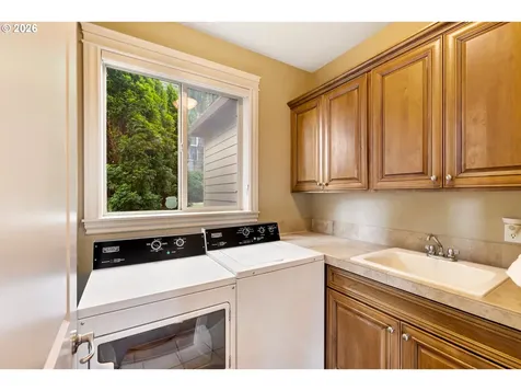 1735 NW 40th Avenue Camas WA 98607
