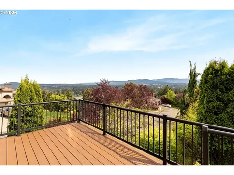 1735 NW 40th Avenue Camas WA 98607