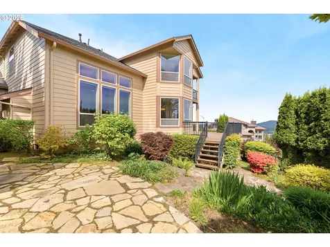 1735 NW 40th Avenue Camas WA 98607