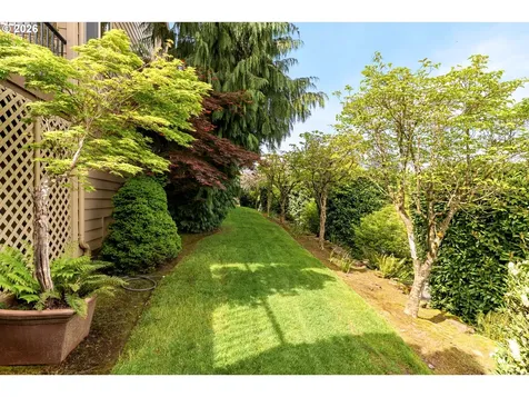 1735 NW 40th Avenue Camas WA 98607