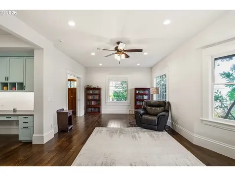 710 W 11th Avenue Eugene OR 97402