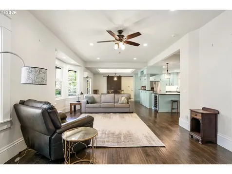 710 W 11th Avenue Eugene OR 97402