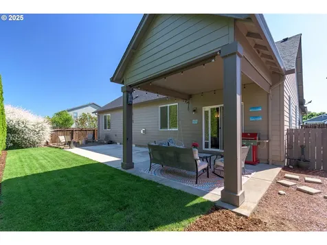 1281 Alderdale Drive Junction City OR 97448