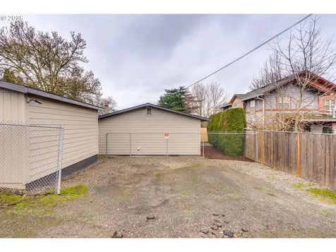 3954 N Borthwick Avenue Portland OR 97227