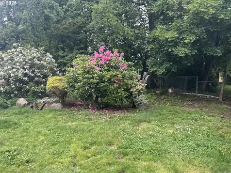 965 NE 22nd Court Gresham OR 97030