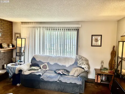 965 NE 22nd Court Gresham OR 97030