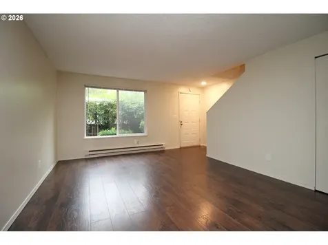 1822 SE Ash Street Portland OR 97214