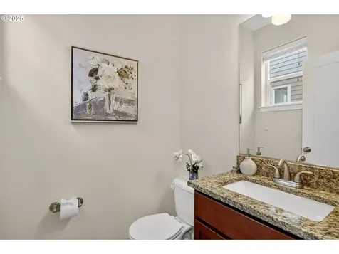 464 NE 3rd Avenue Canby OR 97013