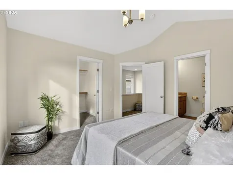 464 NE 3rd Avenue Canby OR 97013