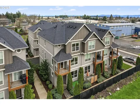464 NE 3rd Avenue Canby OR 97013