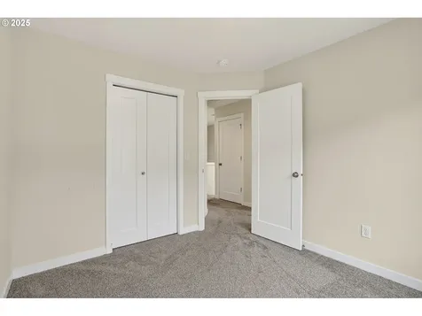 464 NE 3rd Avenue Canby OR 97013