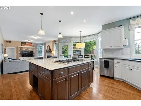 2051 Bay Meadows Drive West Linn OR 97068