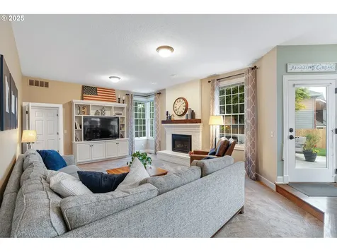 2051 Bay Meadows Drive West Linn OR 97068