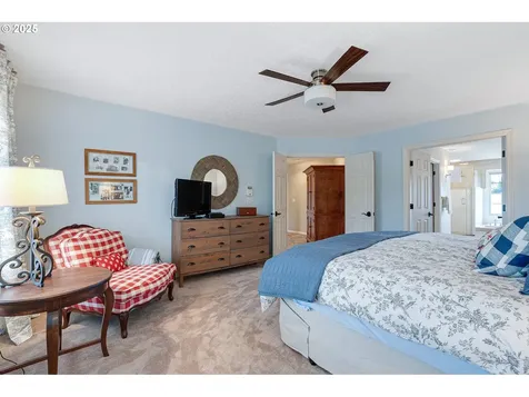2051 Bay Meadows Drive West Linn OR 97068