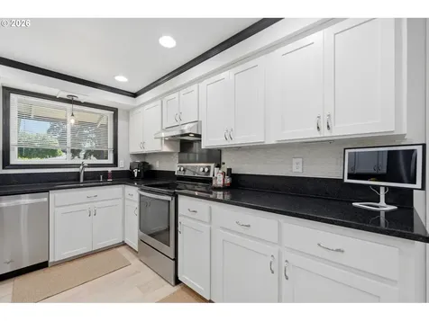 5095 SE Roethe Road Milwaukie OR 97267