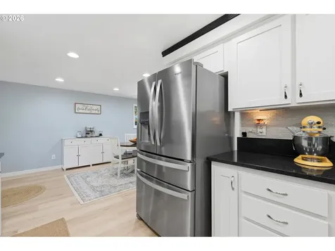 5095 SE Roethe Road Milwaukie OR 97267