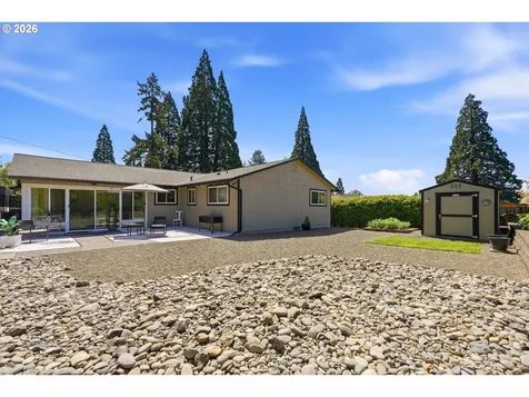 5095 SE Roethe Road Milwaukie OR 97267