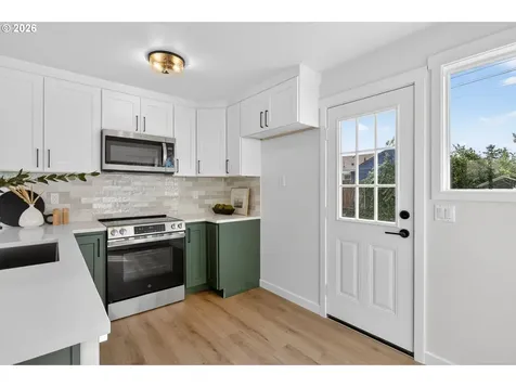 4915 NE 79th Avenue Portland OR 97218