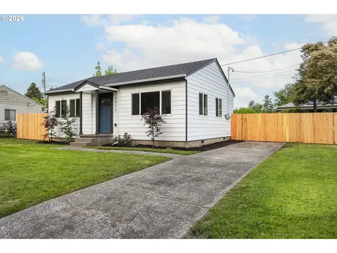 4915 NE 79th Avenue Portland OR 97218