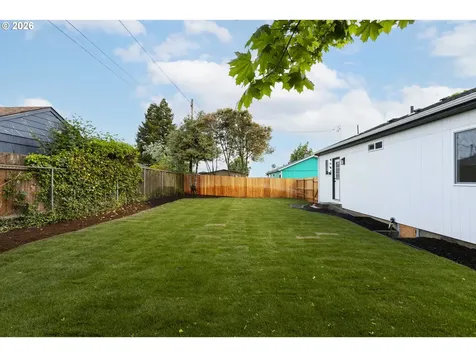 4915 NE 79th Avenue Portland OR 97218
