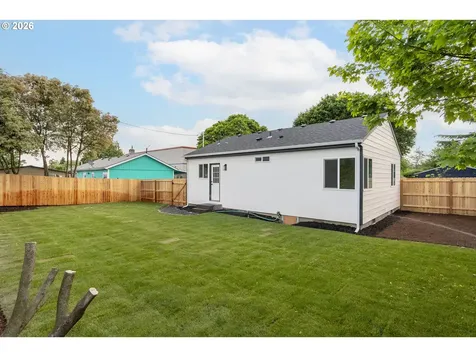4915 NE 79th Avenue Portland OR 97218