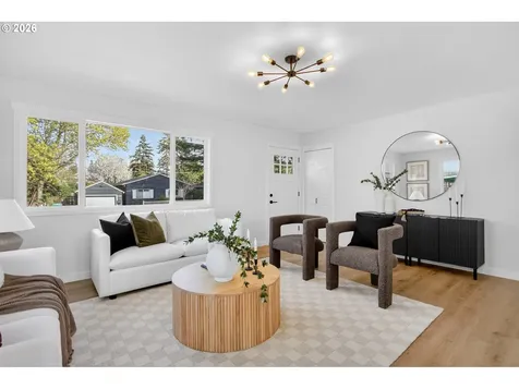 4915 NE 79th Avenue Portland OR 97218