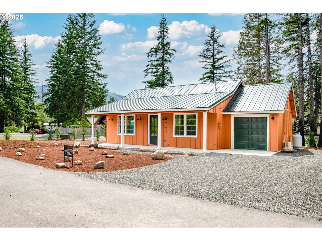 91632 Fir Lane Mckenzie Bridge OR 97413