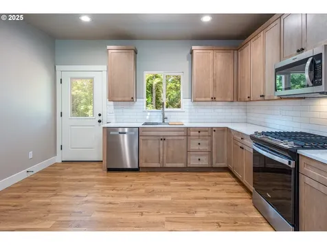 91632 Fir Lane Mckenzie Bridge OR 97413