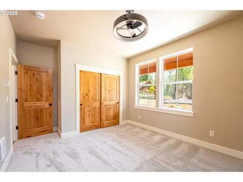 91632 Fir Lane Mckenzie Bridge OR 97413