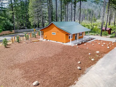 91632 Fir Lane Mckenzie Bridge OR 97413