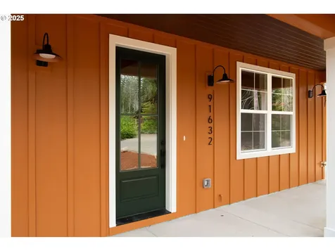 91632 Fir Lane Mckenzie Bridge OR 97413