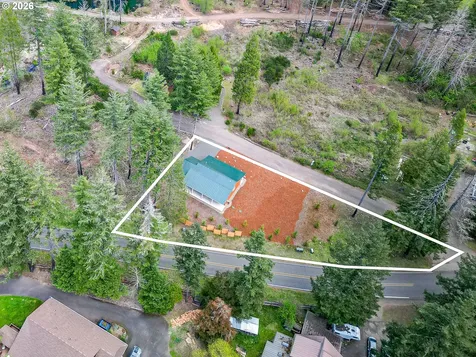 91632 Fir Lane Mckenzie Bridge OR 97413