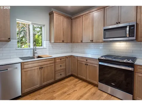 91632 Fir Lane Mckenzie Bridge OR 97413